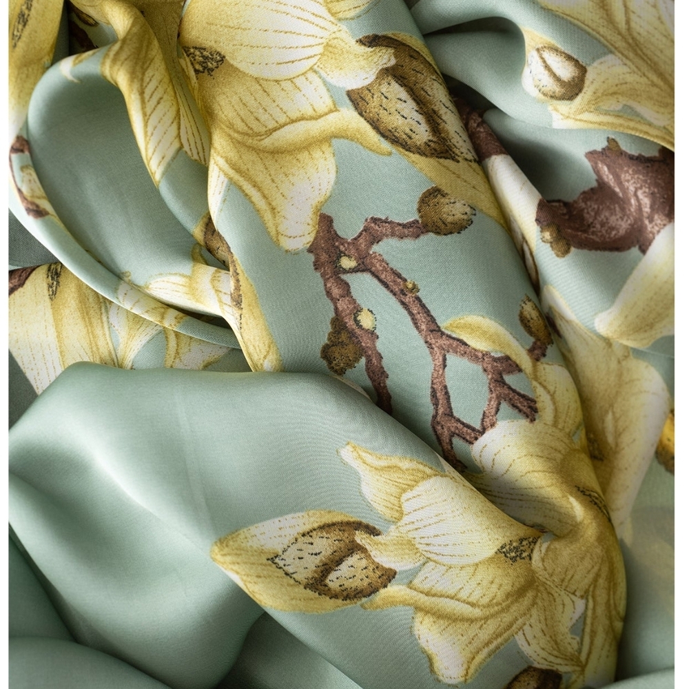 GC Patterned Scarf - Picture 3 of 4